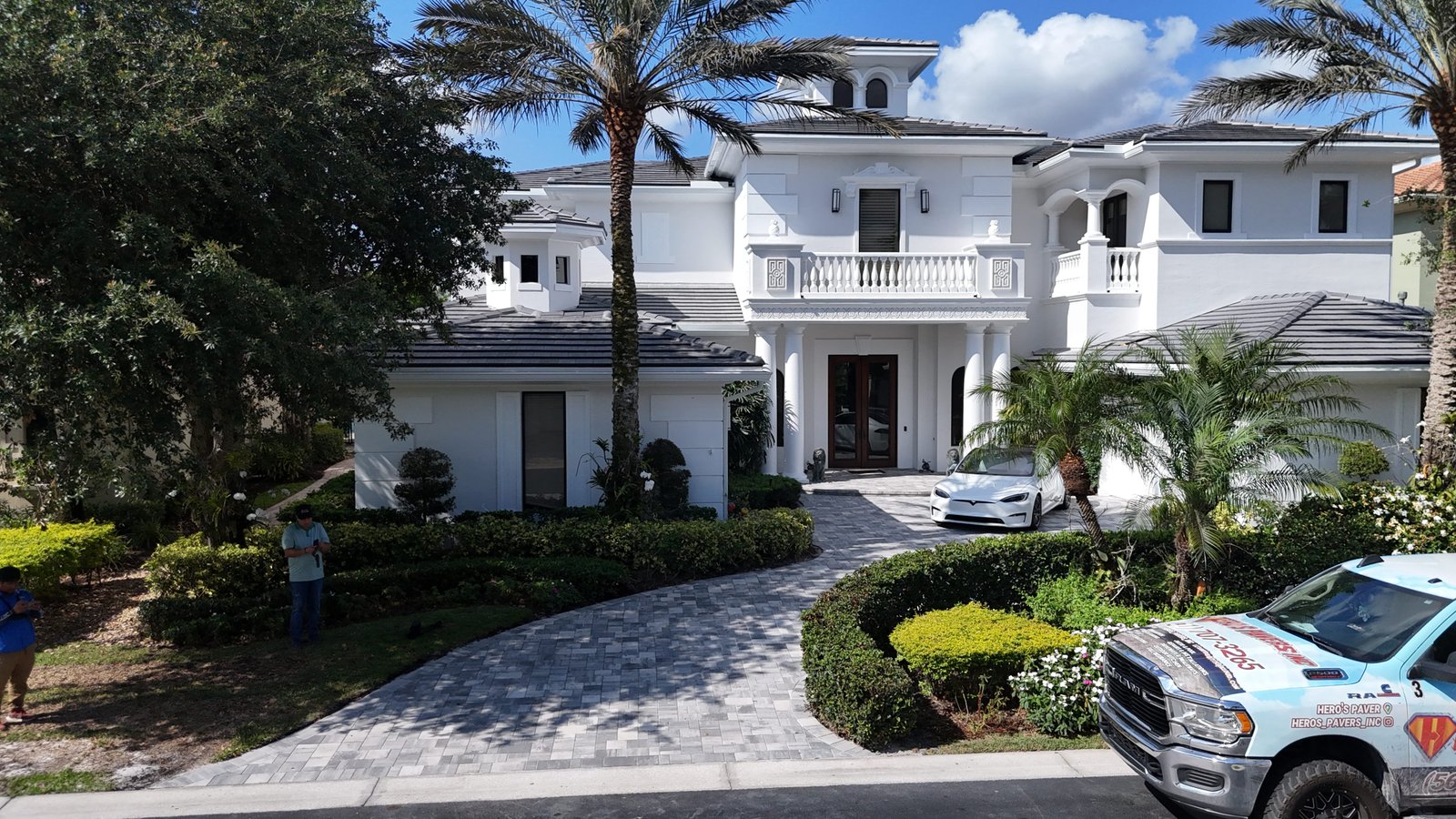 Paver job in Palm Beach County by Hero’s Pavers